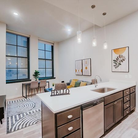 Frontdesk Athlon Apts Downtown Cleveland Apartment ห้อง รูปภาพ